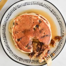 choc_chip_pancakes_10