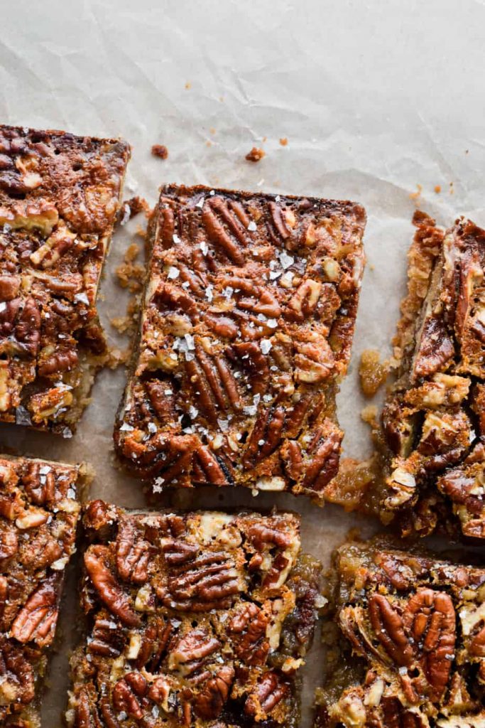 Maple Pecan Pie Shortbread Bars