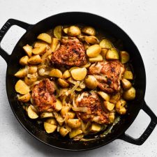 Apple Cider Braised Chicken Thighs