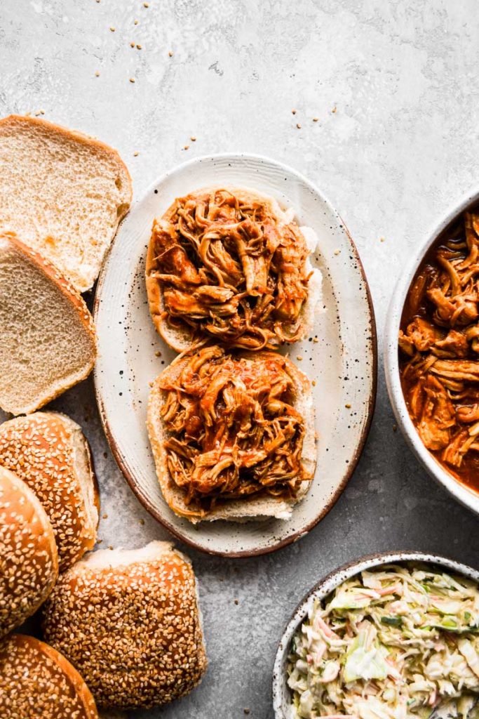 Pulled chicken on bread