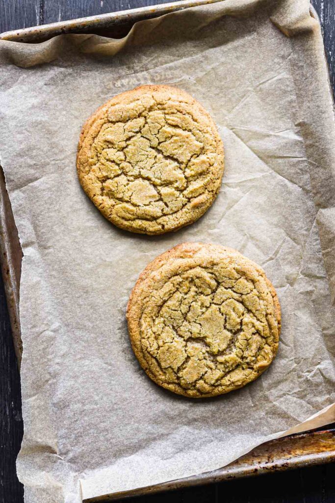 Baked cookies on a baking sheet.