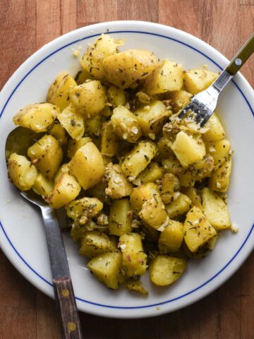 Garlic rosemary potatoes roasted.