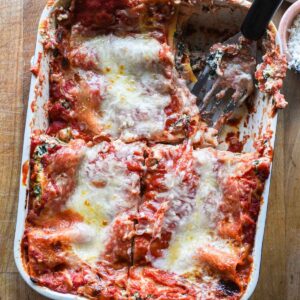 Sliced spinach and ricotta lasagna.