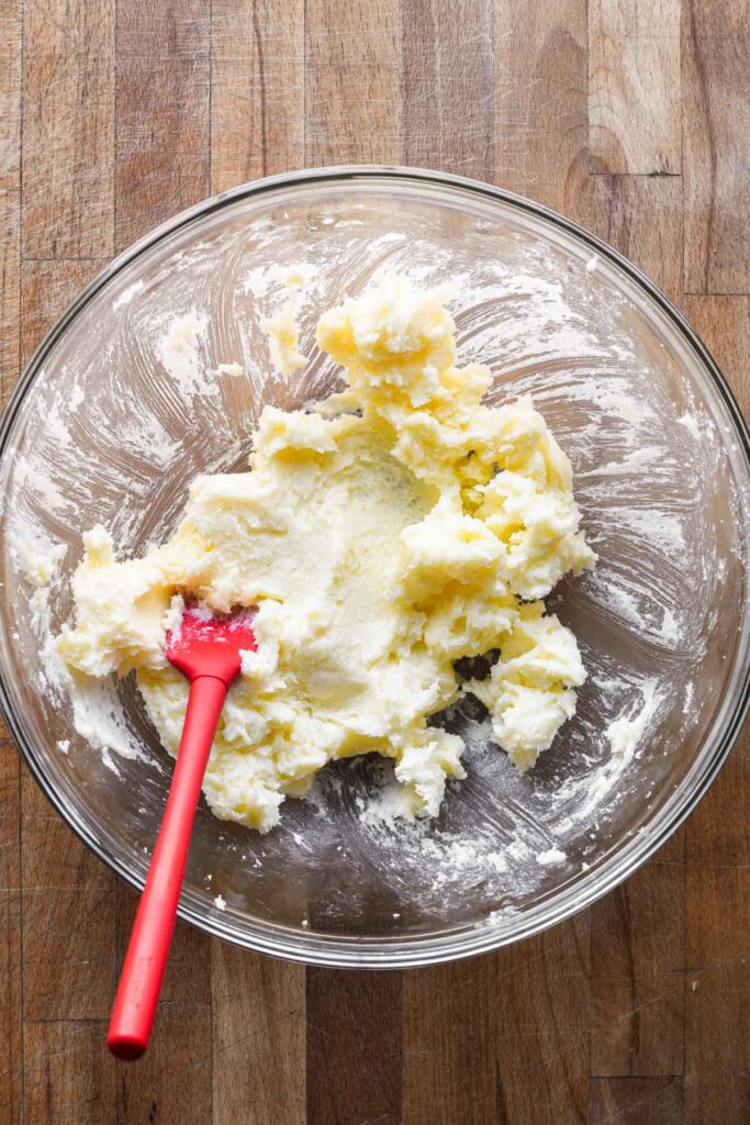 Butter and sugar creamed together.